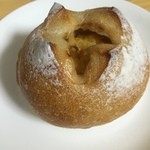 エルポール - 2015・9　安納芋のパン