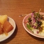 Izumi - サービスのお惣菜、旨いっす！