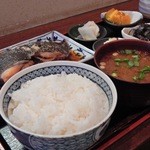 夢や - 「浅羽カレイの煮付け」