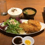 ワ カフェ エイム - 2015.12 お昼のカキフライ1080円