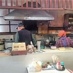 お食事処江戸一 - おしどり夫婦の共演で美味しいおかずや主菜が作成される♬あったかいやさしさがええね