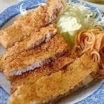 お食事処江戸一 - 陳列棚のおかず２００園
