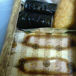Tonkatsu Maisen - サンドイッチとおすしの入った玉手箱