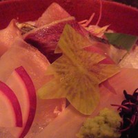 春秋ユラリ 恵比寿 - ～春秋ユラリ　恵比寿～
                お造りの盛り合わせ、クリスマス仕様♪