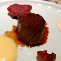 ピエール - 阿波黒牛と旬菜の赤ワイン煮