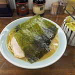 家系ラーメン 近藤家 - ラーメン(小)700円