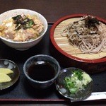 めん処 いせ徳 - ミニざるセット　ミニざるそば大盛り+ミニ親子丼大盛り