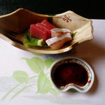 京料理 岡もと - まぐろとかんぱちの刺身