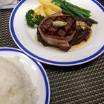 ル・モンド 新宿店 - リブとヒレのダブル（ランチ）