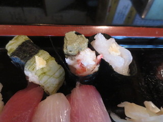 Sushi Take - 白エビ昆布〆、カニみそ、白エビ
