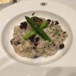 Tea WG Salon & Boutique - 