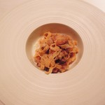 フェットチーネ　猪と栗とむかご