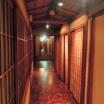 THE SODOH HIGASHIYAMA KYOTO - お化粧室に向かう廊下。素敵！