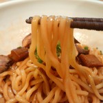 濃厚魚介らぅ麺 純 - 海老油が良く絡んでます。