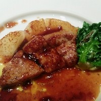 ローズルーム名古屋 - 『焼き物』フォアグラと洋ナシ
