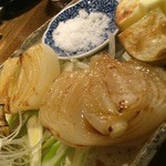 Robatayaki Kido Airaku - 野菜焼き３種：玉ねぎ