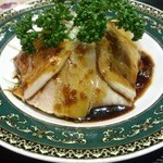 Shanhairyourizuien - ・冷菜豚肉のニンニクソースかけ 520円