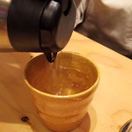 沖縄酒場ゆんたく - 泡盛に湯注いでます