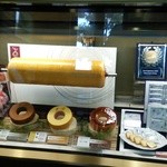 豊上モンテリア Sweets & Gelat - バームクーヘンは、お好みの厚さにカットして貰えるらしい