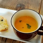 Cafe miu - 人参のポタージュがとても美味しかった！生以外の人参はあまり好きじゃない私でも、おかわりしたくなるほどでした。