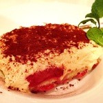 ピッツェリア・トラットリア・ラ・コッタ - 期間限定いちごのティラミス