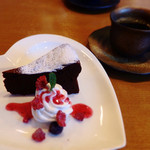 星さん家のハンバーグ - 本日のデザート ガトーショコラ 250円 コーヒー200円