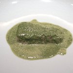 アビス - 蒸した鰆に法蓮草と牡蠣のソース