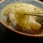 とんぼ - ラーメン、リフトアップ