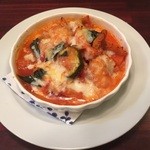 Timpani - 牛もつ煮トマトグラタン。もつはハチノスでした。トマト味にプルプルもつ+チーズの組み合わせは癖になりそうです。