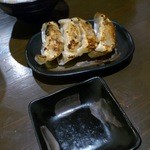 餃子セット（820円）の餃子（2015.11）