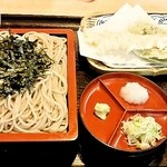 そば処 名人傍 - 天ざるそば800円