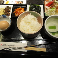 松永牧場 銀座本店 - カルビランチ１５００円の付け合せ