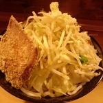 極太濁流ラーメン ら・けいこ - デブセブ８１０円