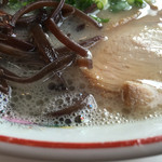 長崎楼 - 2015年12月下旬  スープに泡立ちが見られます。