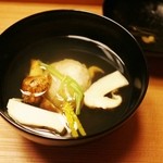 しのはら - 椀　紅ずわい蟹真薯　松茸