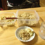 久野うどん - キャベツの漬物？＆切干大根？