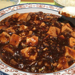 北京餃子 - 2015年12月。四川風黒い麻婆豆腐アップ！