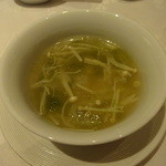 四川豆花飯荘 - フカヒレと石垣島アーサ海苔のスープ (2015/12)