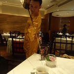 四川豆花飯荘 - 茶藝職人のパフォーマンス (2015/12)