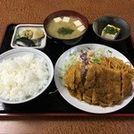 一富士食堂 - 本日の日替定食（カレーソースのトンカツ）700円