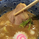 六厘舎 TOKYO - 脇役チャーシュー