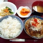 Toraji Tei - 2015.12.26。煮込み定食650円