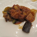 牛抜くのトマトソース