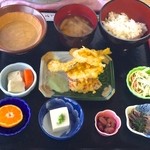 麦とろ定食！ご飯普通盛り！800円