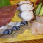 島唄ライブ居酒屋 海鮮亭 - お刺身盛り合わせ　小