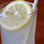 Cafe Dining Hana - 湯上がりに一気に飲んだレモンスカッシュ