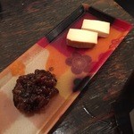 手打出雲そば いいづか - 凍み豆腐にビーマン味噌