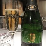 ラ・トルテュ - S.A.ドラピエ・シャルル・ド・ゴール