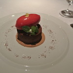 ラ・トルテュ - グアナラチョコレートのムース　ッフランボワーズのシャーベット
