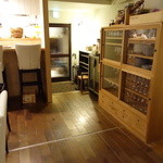 ア ターブル - 入口のほう